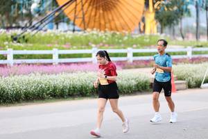 BIB: 
                            <button type="button" onclick="openModal(27843310)" class="btn btn-primary btn-sm float-right btn-popup" data-toggle="modal" data-target=".modal-high-quality">
                        <i class="fas fa-shopping-cart"></i> Add to Cart
                    </button>
                                            <button type="button" onclick="isThisMe(27843310, true)" class="btn btn-success btn-sm float-right btn-popup btn-isme hidden" data-toggle="tooltip" data-placement="bottom" title="นี่คือรูปของคุณใช่ไหม คลิกที่นี่เพื่อเอาเข้าอัลบั้ม">
                        <i class="fas fa-plus"></i> Add to album
                    </button>
                    <button type="button" onclick="isThisMe(27843310, false)" class="btn btn-warning btn-sm float-right btn-popup btn-isnotme hidden">
                        <i class="fas fa-ban"></i> Remove from album
                    </button>